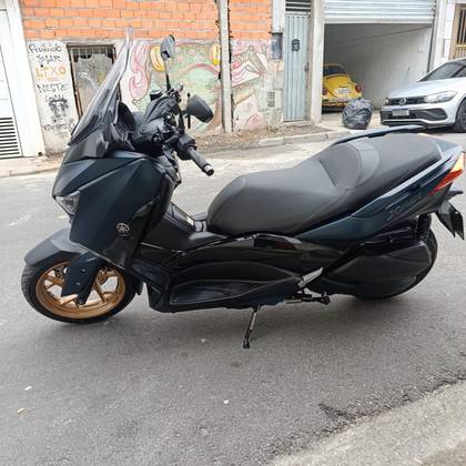 YAMAHA XMAX 250 CONNECTED ABS YAMAHA XMAX 250 CONNECTED ABS